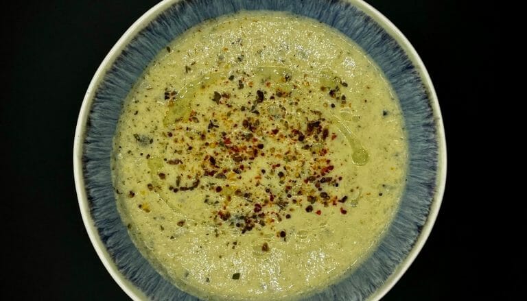 the creamiest zucchini soup